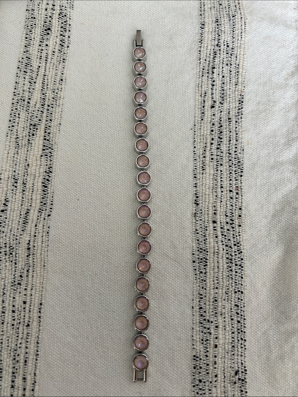 Touchstone ice bracelet soft rose regular size NWOT - Picture 4 of 8